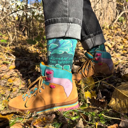 Blue Q Woman Of The Woods Crew Socks